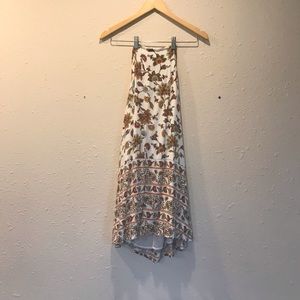 EUC LuLu’s backless sundress